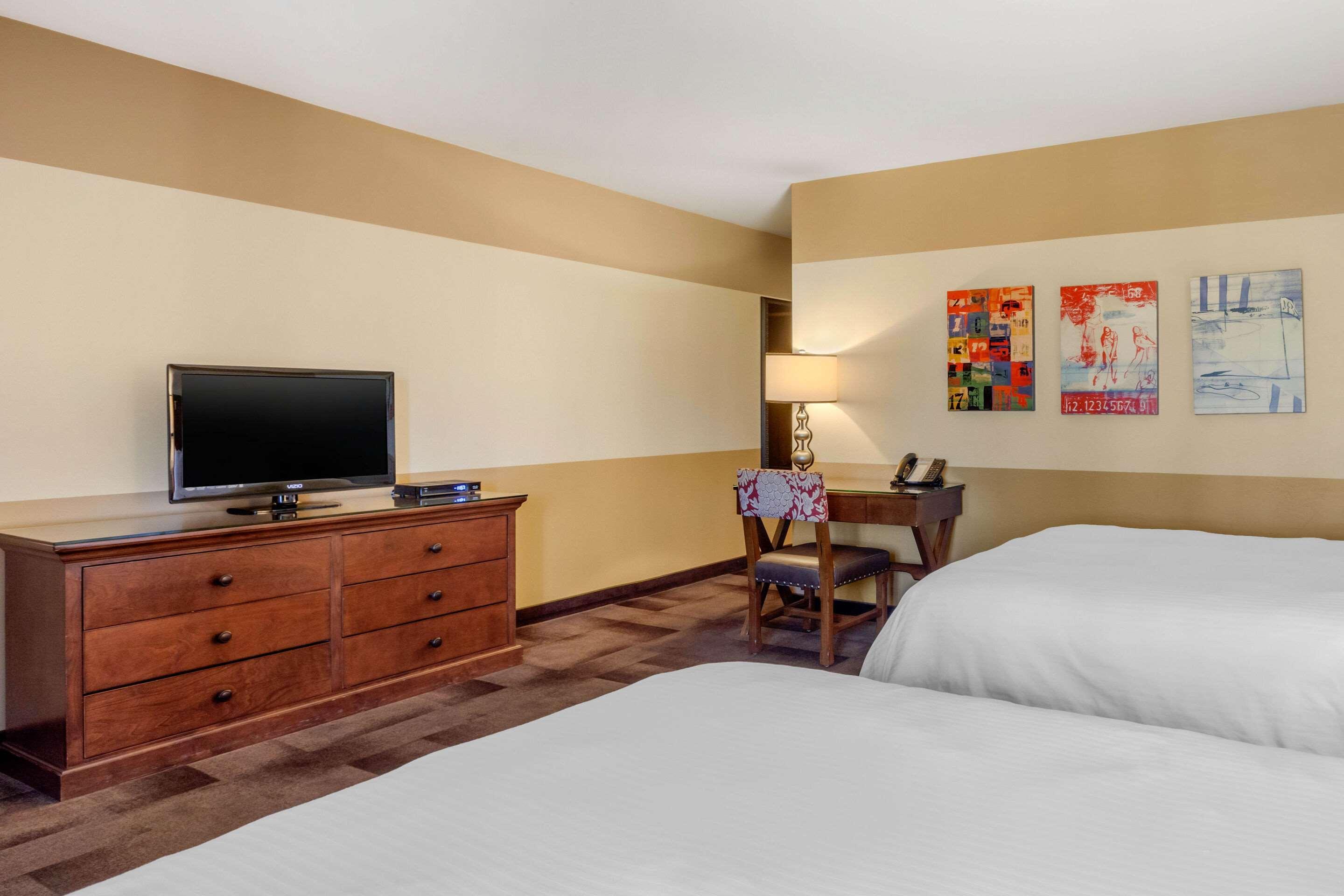 Carlton Oaks Lodge, Ascend Hotel Collection Santee Kültér fotó